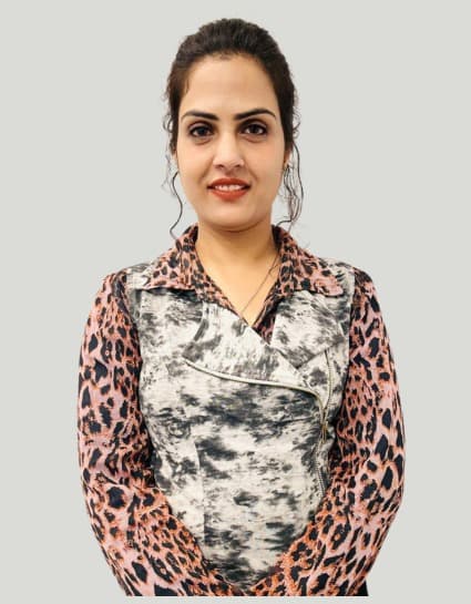 Komal Sharma's image